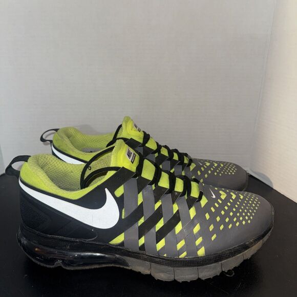Nike Fingertrap Max Size 13 Neon Green athletic shoes sneakers (Rare) 644673-011